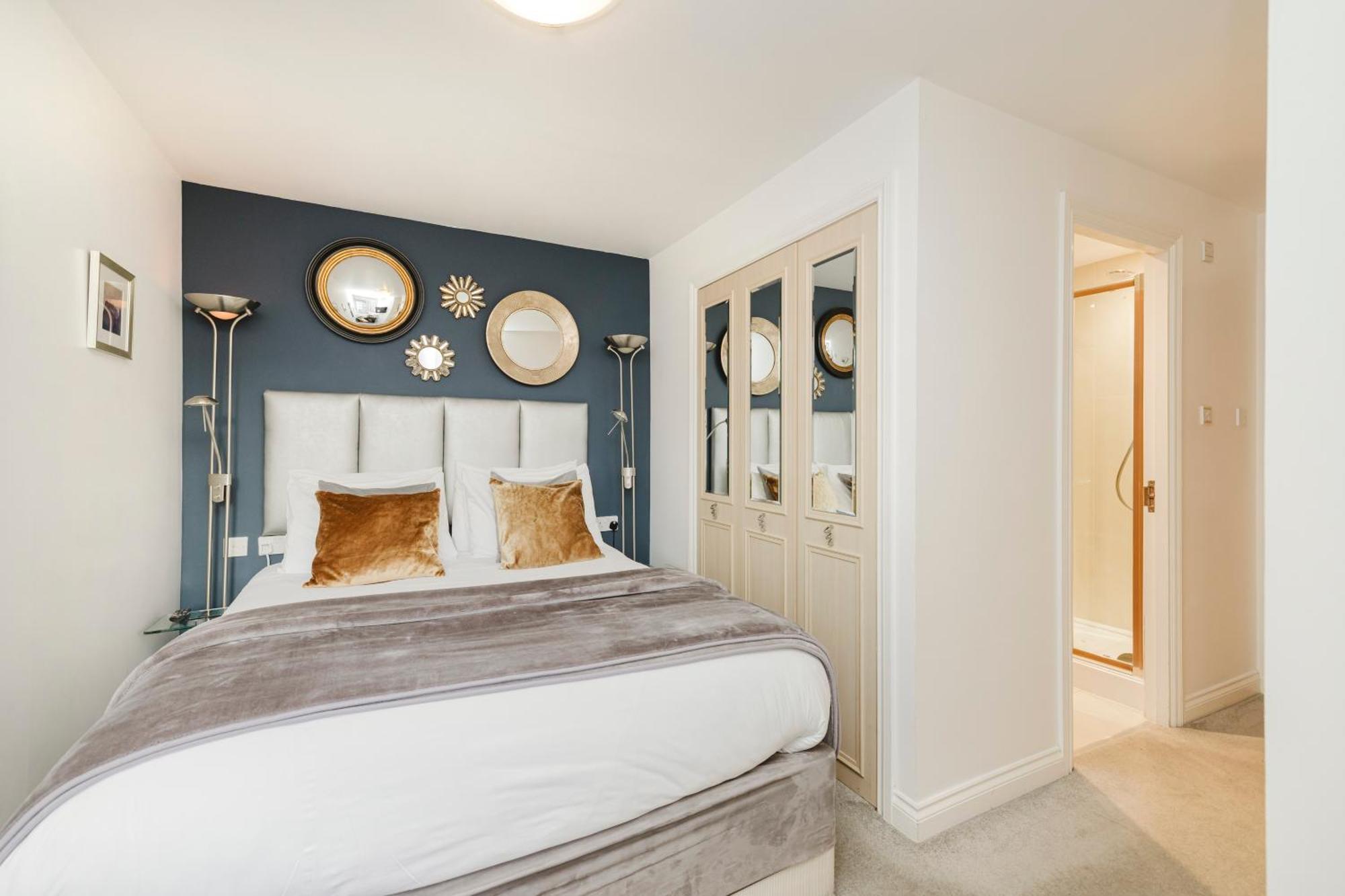 Joivy Stylish Apartment With Balcony In Old Town EDI Exteriér fotografie