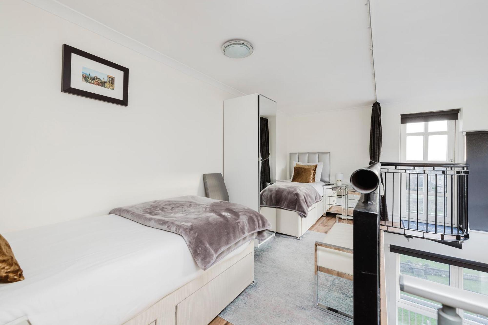 Joivy Stylish Apartment With Balcony In Old Town EDI Exteriér fotografie